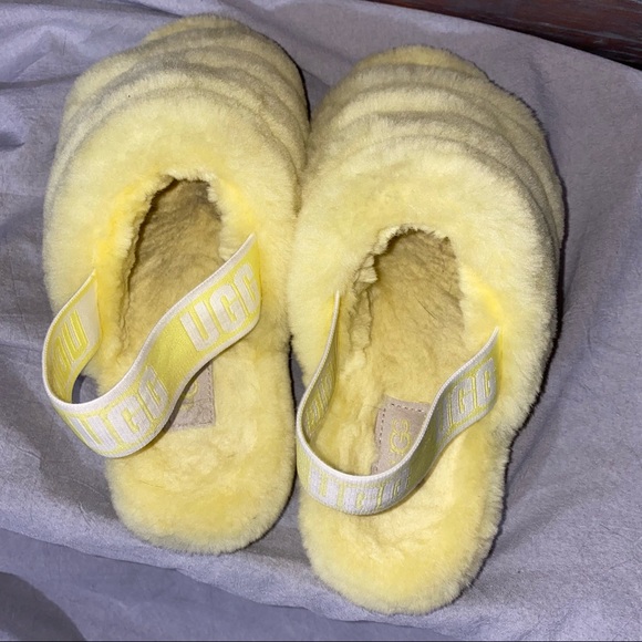 UGG Women's "Fluff yeah" Slides 🌵 7 - Picture 5 of 17